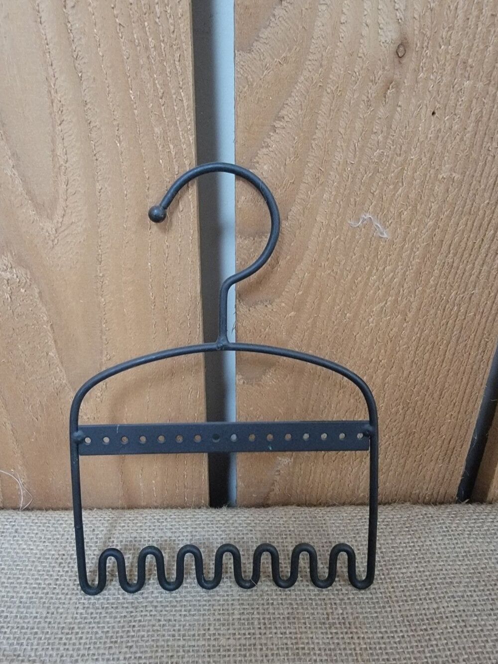 Black Metal Hanging Jewelry Organizer
